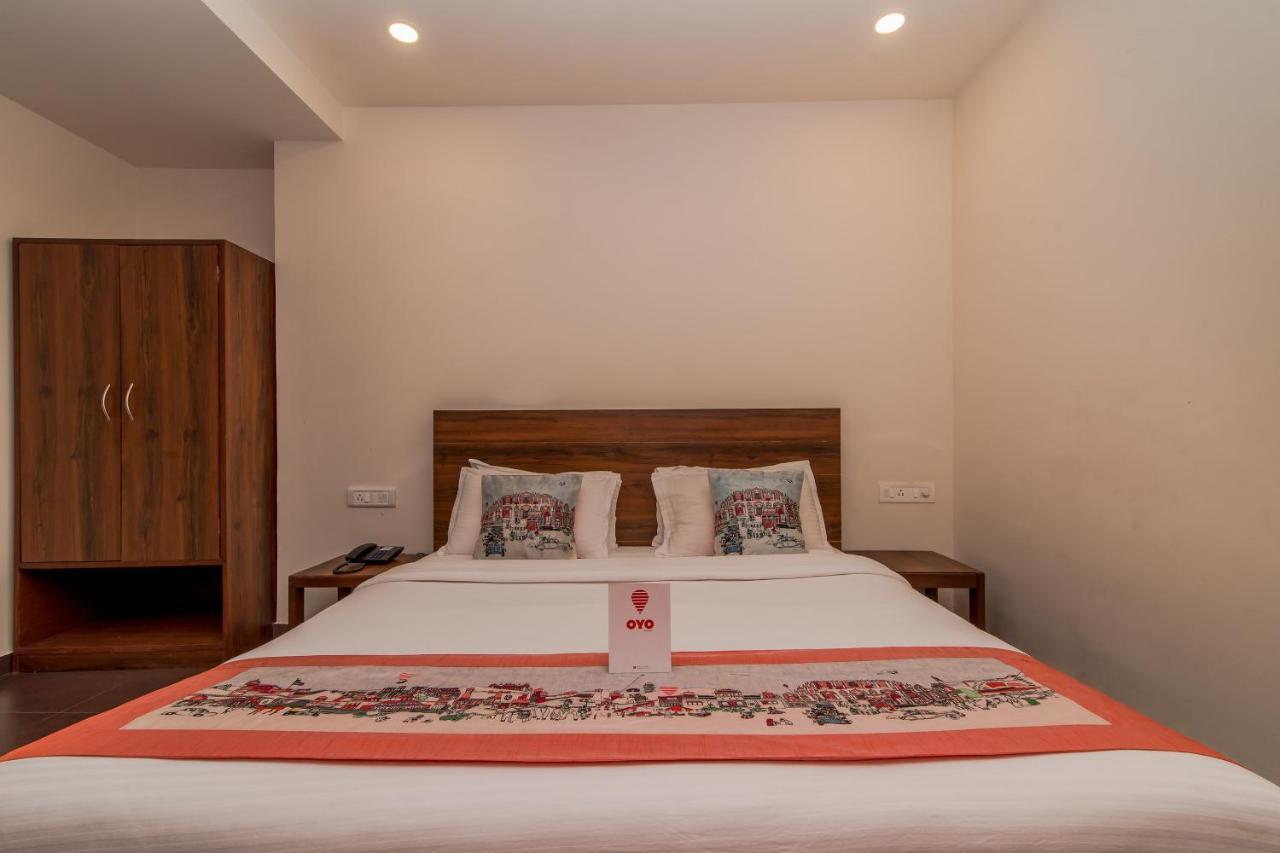 Miramar Hotel And Resort Panaji Bagian luar foto